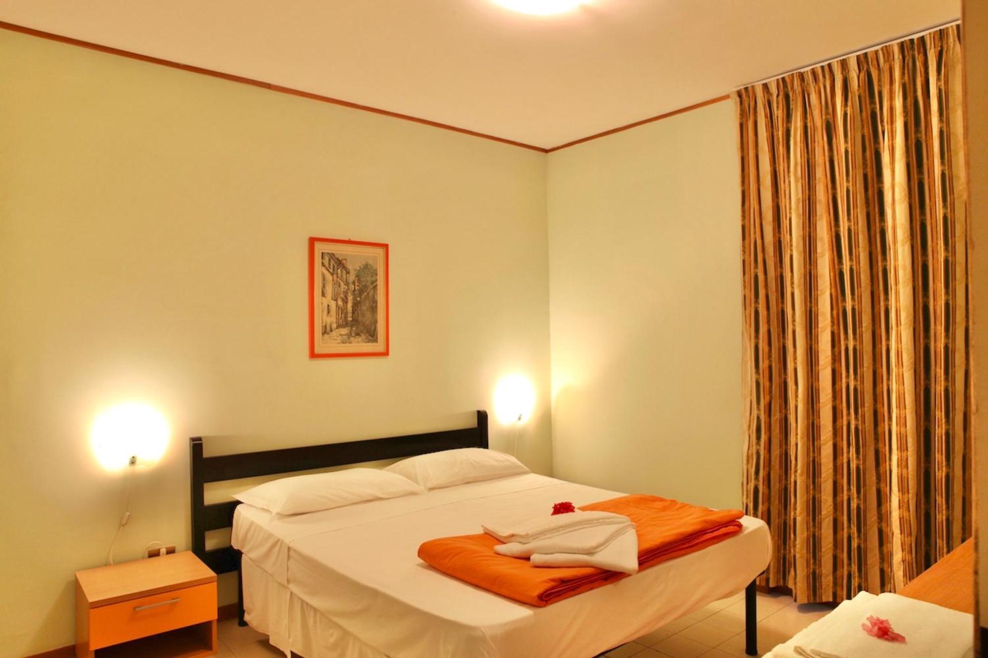 Isstravel, Holiday Homes In Marina Di Bibbona From 400 To 900 Meters From The Sea, Apartments 6 Beds With Private Outdoor Area Εξωτερικό φωτογραφία